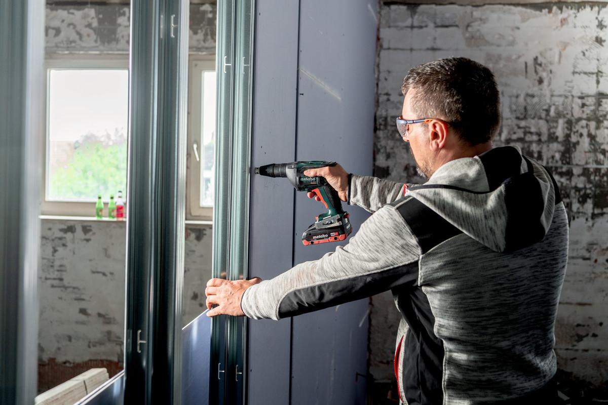 Аккумуляторный шуруповерт для гипсокартона Metabo TBS 18 LTX BL 5000 metaBOX 145 L (620063540)