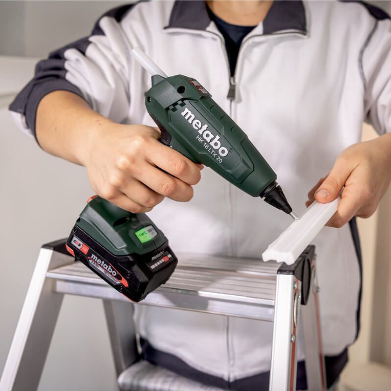 Точний клейовий пістолет Metabo